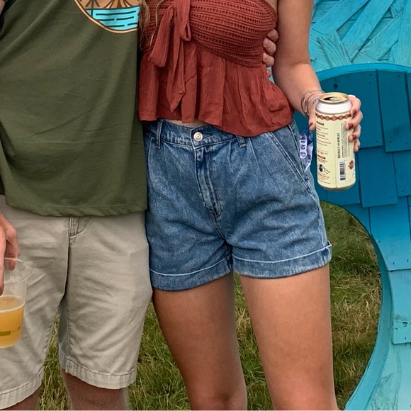 American Eagle Mom Short - Picture 5 of 5